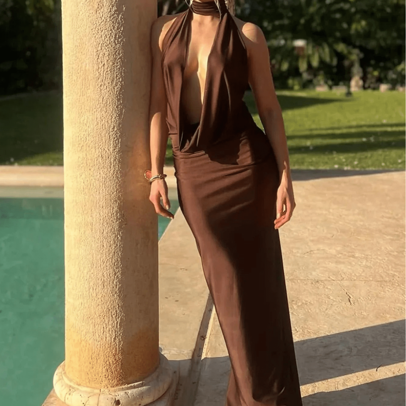 SOERA Bianca Sleeveless Backless Slit Maxi Dress - Dress - Brown XS