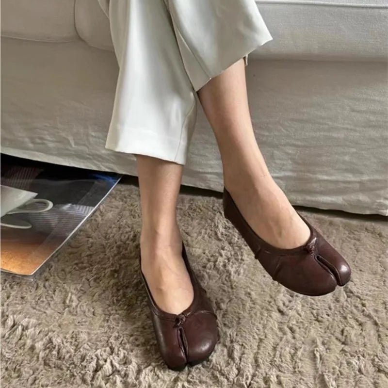 SOERA Bianca Split-Toe Leather Mules - Shoes - Brown 35