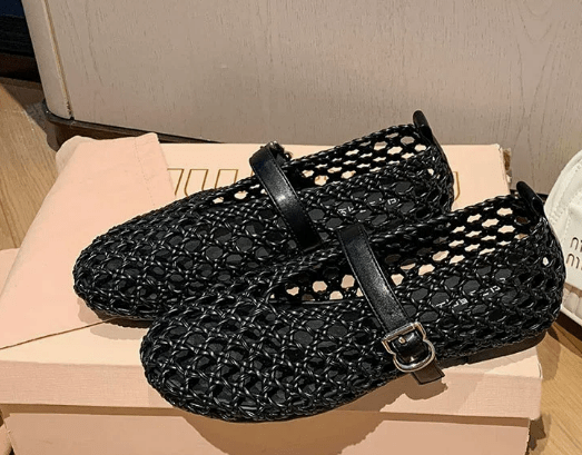 SOERA Bianca Woven Hollow Flat Sandals - Shoes - Black 35