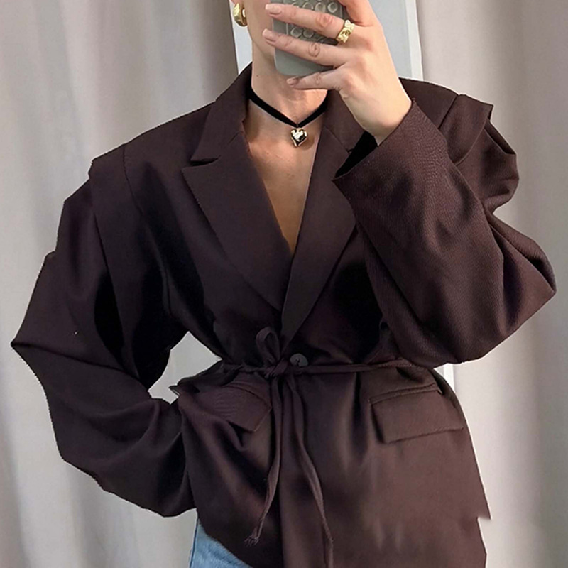 Blazer ceinturé à manches larges Leandra