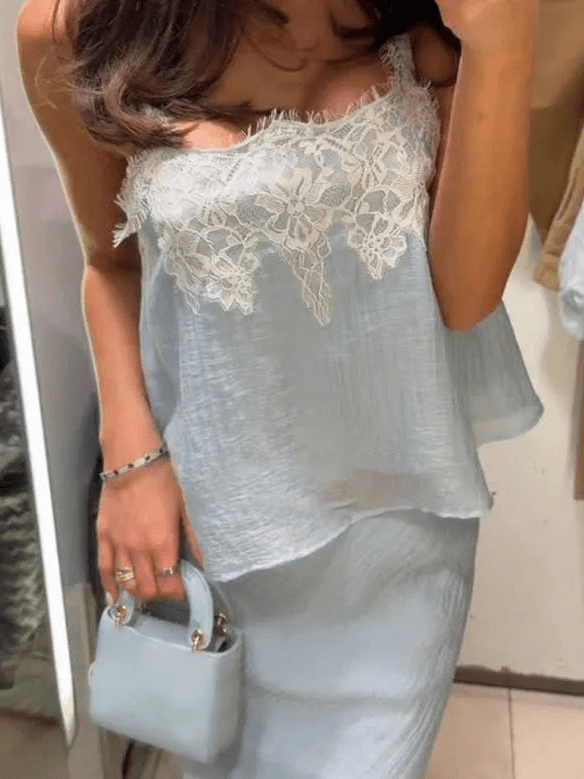 Celeste conjunto midi de dos piezas con encaje