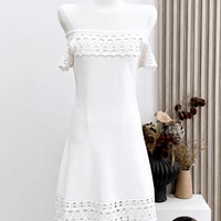 Rochie mini croșetată Morgan cu umerii goi