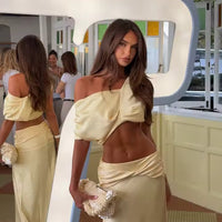 Arlette Satiniertes Falt-Top & Rock-Set