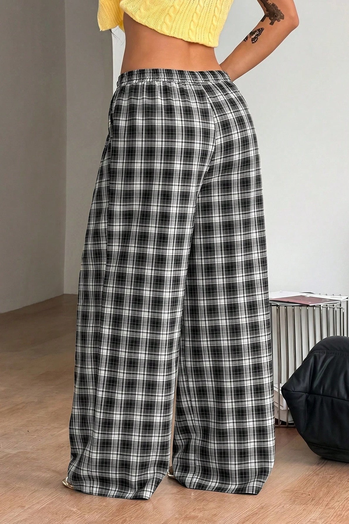 SOERA Lola Drawstring Wide Leg Plaid Pant - Pants - SOERA-447299-BLA-M-09891 Black M